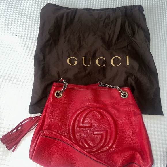Real Gucci red handbag. Used but in good- worn condition. - Picture 2 of 9